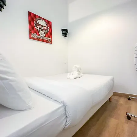 Marais - Canal St Martin 20m2 * Paris